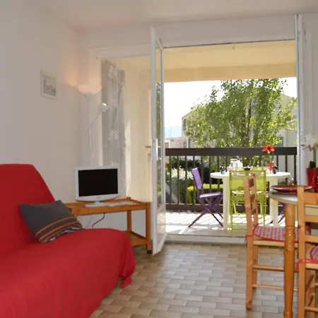 Apartment 4 Couchages Cyprien Sc070-084